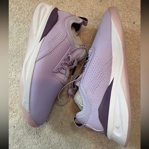 Lavender clove shoes size 8